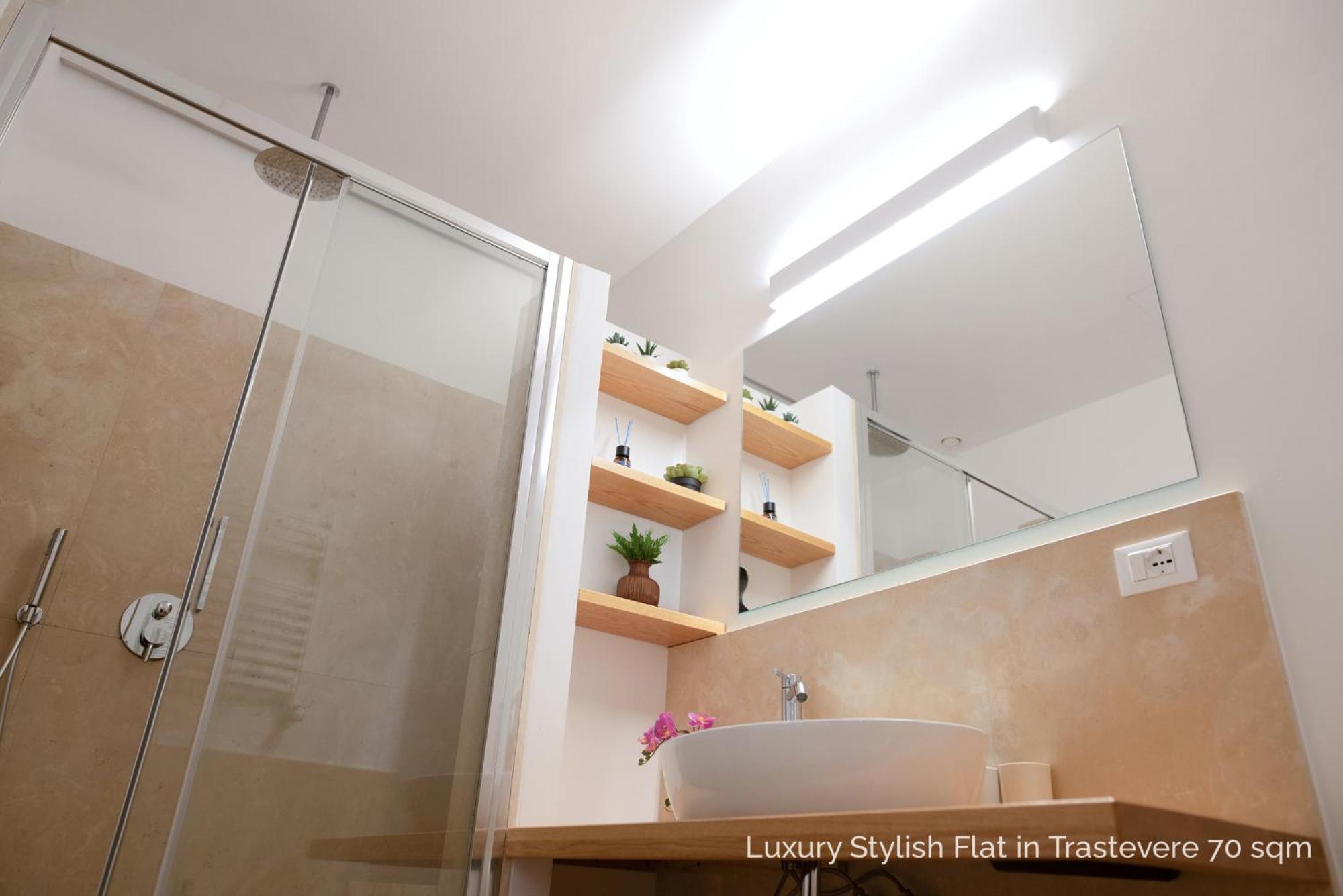 La Dolce Vita - Luxury Stylish Flats In Trastevere 70-90Sqm Рим Экстерьер фото