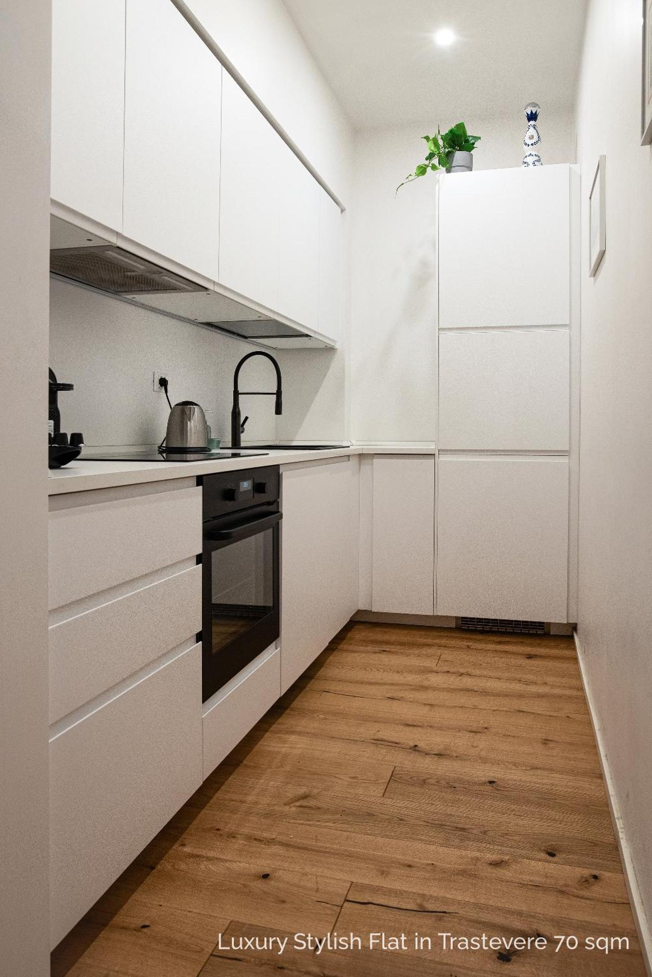 La Dolce Vita - Luxury Stylish Flats In Trastevere 70-90Sqm Рим Экстерьер фото